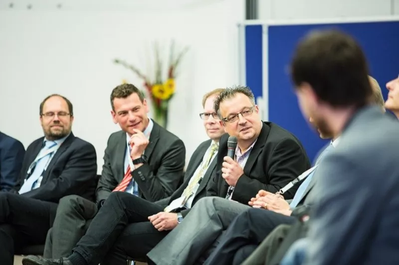 conversation at the fifth automotive conference